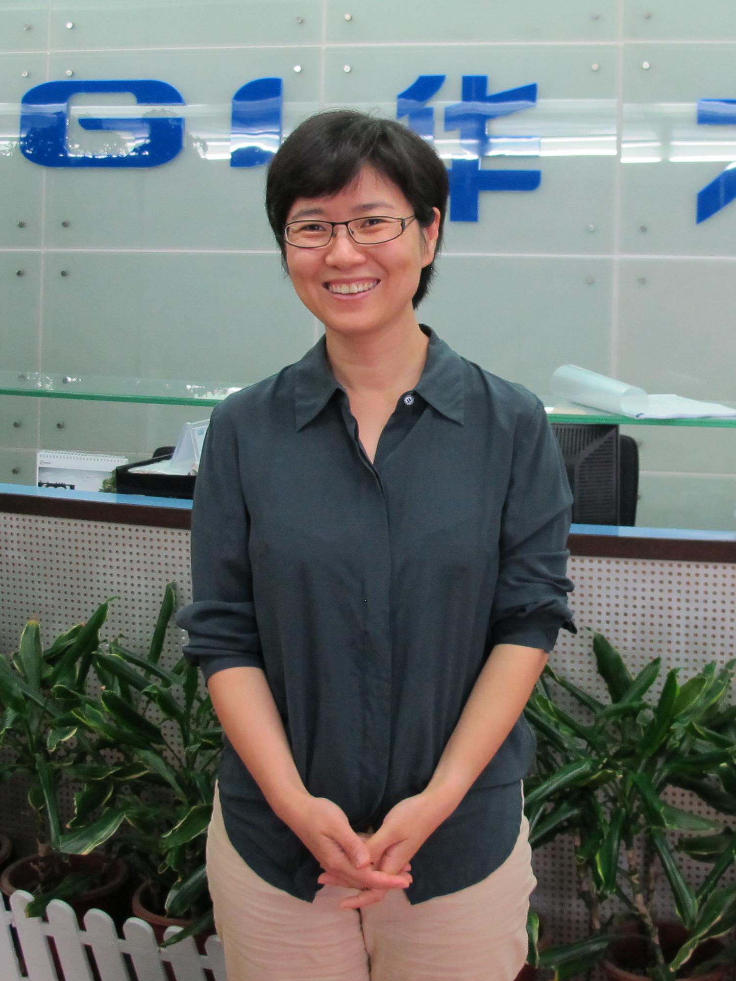 Yanmei Zhu, Associate Director for the Strategic Planning Committee, BGI-Shenzhen