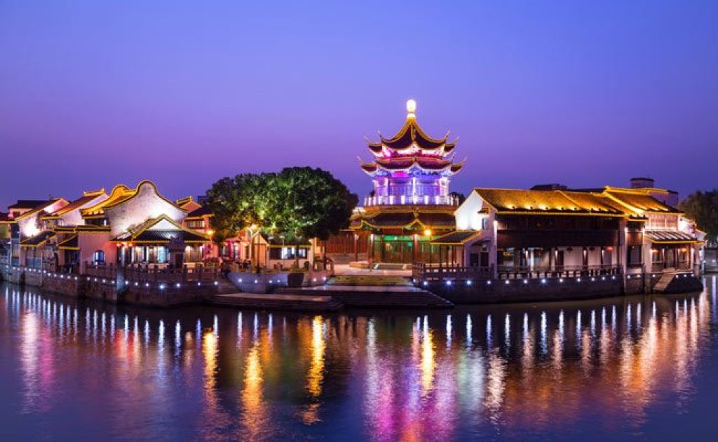 China Roundup: Who Moved the Hang Seng Index?