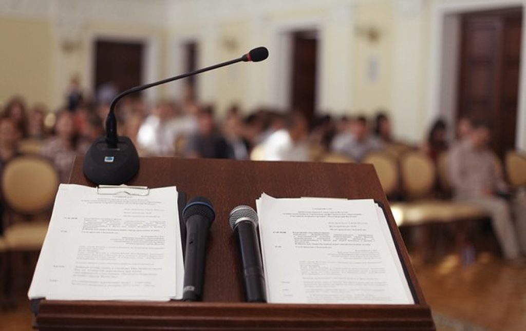 The Talking Cure: Storytelling As a Sales and Management Tool