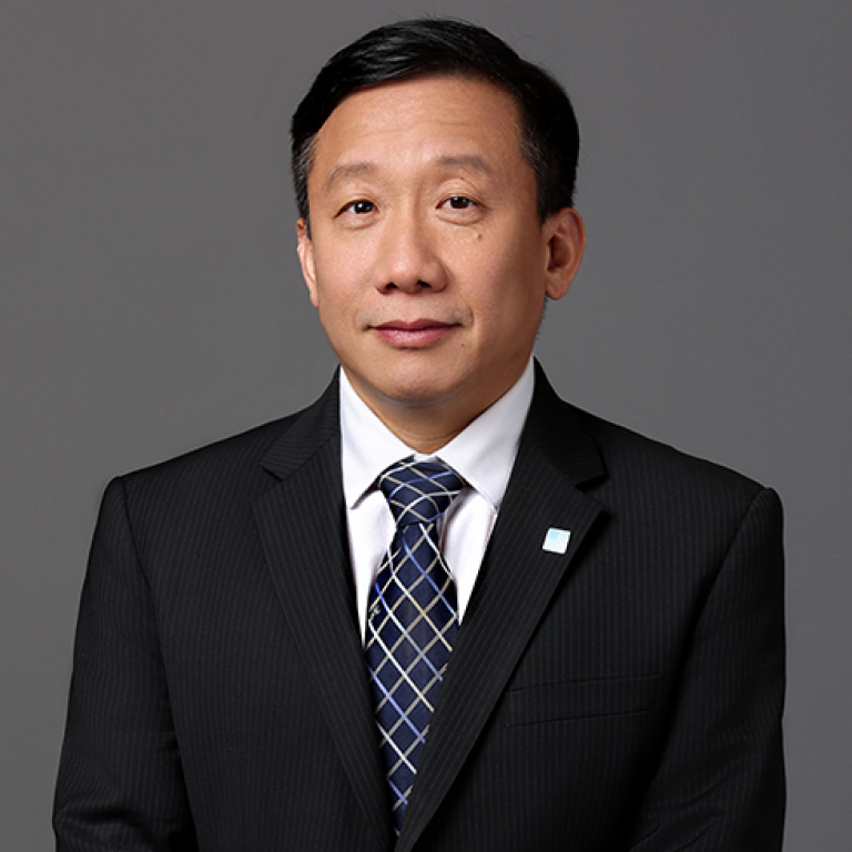 LI Haitao, Dean, Dean's Distinguished Chair Professor of Finance, and Director of Research Department on Family Business and Wealth Management, Cheung Kong Graduate School of Business (CKGSB)PhD, Yale University