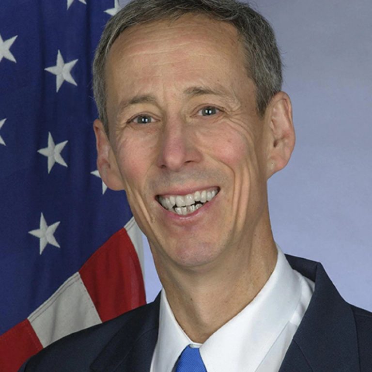 Ambassador Craig ALLEN, President, US-China Business Council
Former Ambassador to Brunei