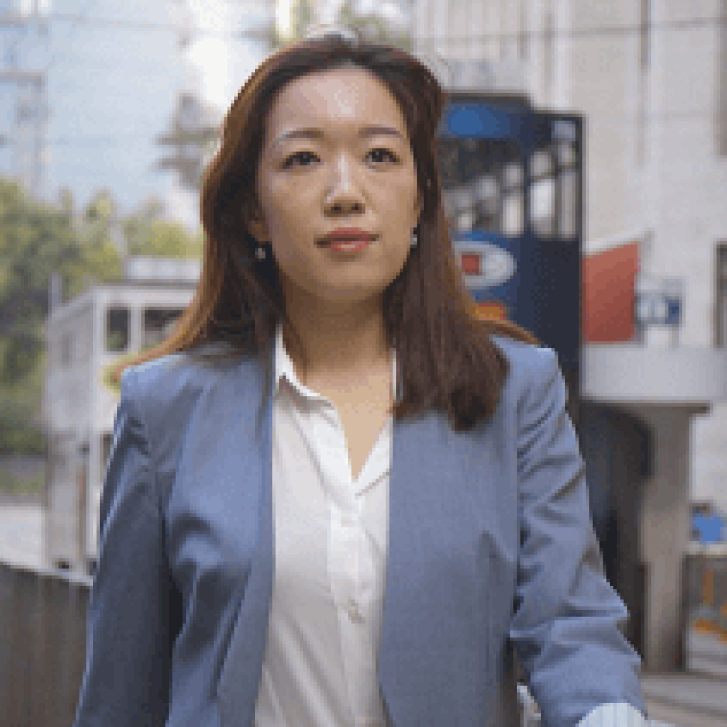 Michelle Lau: Navigating a Career Shift from Hong Kong's Media Scene to Healthcare Management