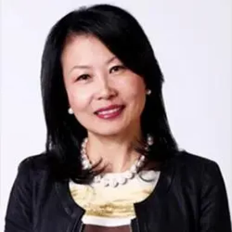 Su Cheng Harris-Simpson, Founder and CEO of SCHSAsia
