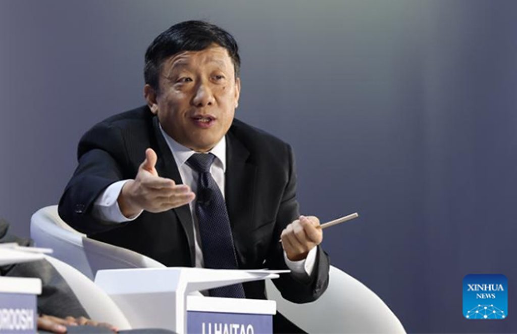 Sub-forum titled “Understanding China’s Approach to AI” held at Summer Davos