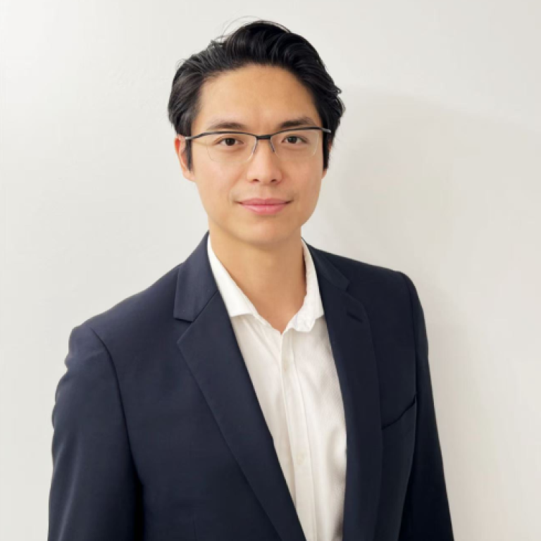 FAN Jingting, Associate Professor of Economics, Cheung Kong Graduate School of Business (CKGSB)PhD, University of Maryland