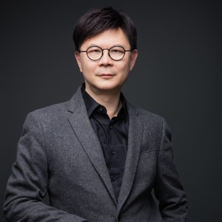Christopher K. HSEE, Dean's Distinguished Chair Professor of Marketing, Executive Academic Director of Business Scholars Program, and Director of Research Department on Happiness, Behavioral Science and the Psychology of Aging, Cheung Kong Graduate School of Business (CKGSB)Ph.D. (psychology), Yale University